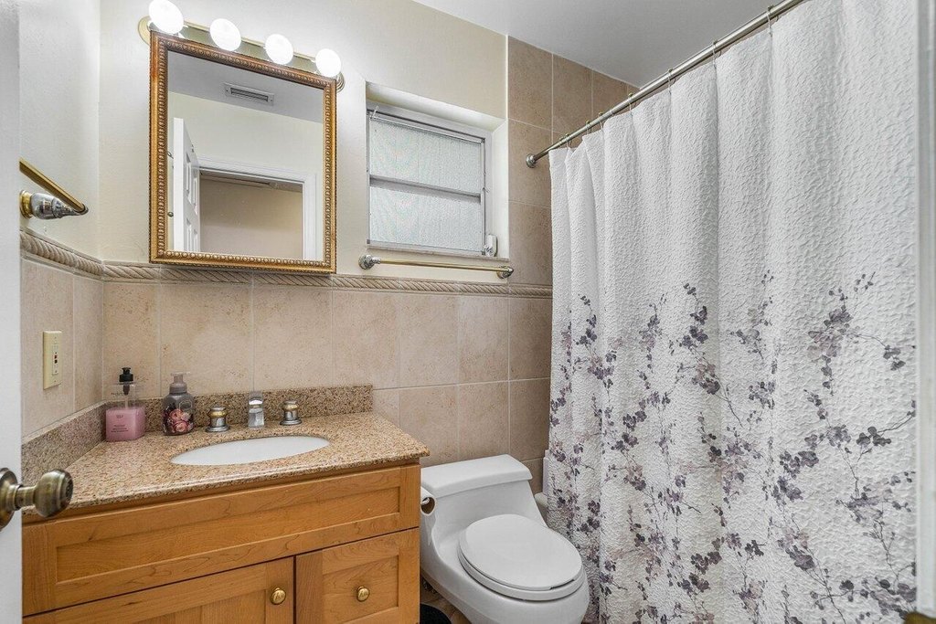 North Palm Beach, Florida, 33408, United States, 3 Bedrooms Bedrooms, ,2 BathroomsBathrooms,Residential,Forsale,1952149