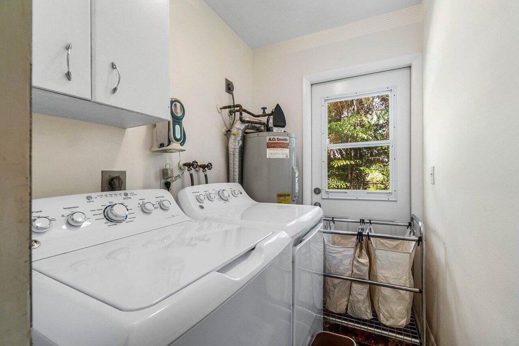 North Palm Beach, Florida, 33408, United States, 3 Bedrooms Bedrooms, ,2 BathroomsBathrooms,Residential,Forsale,1952149