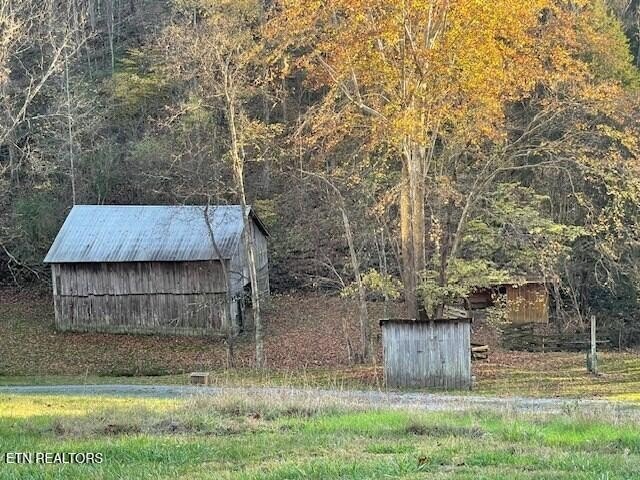 Gainesboro, Tennessee, 38562, United States, 2 Bedrooms Bedrooms, ,1 BathroomBathrooms,Residential,Forsale,1905429