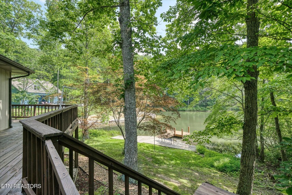 Crossville, Tennessee, 38558, United States, 2 Bedrooms Bedrooms, ,2 BathroomsBathrooms,Residential,Forsale,1907858