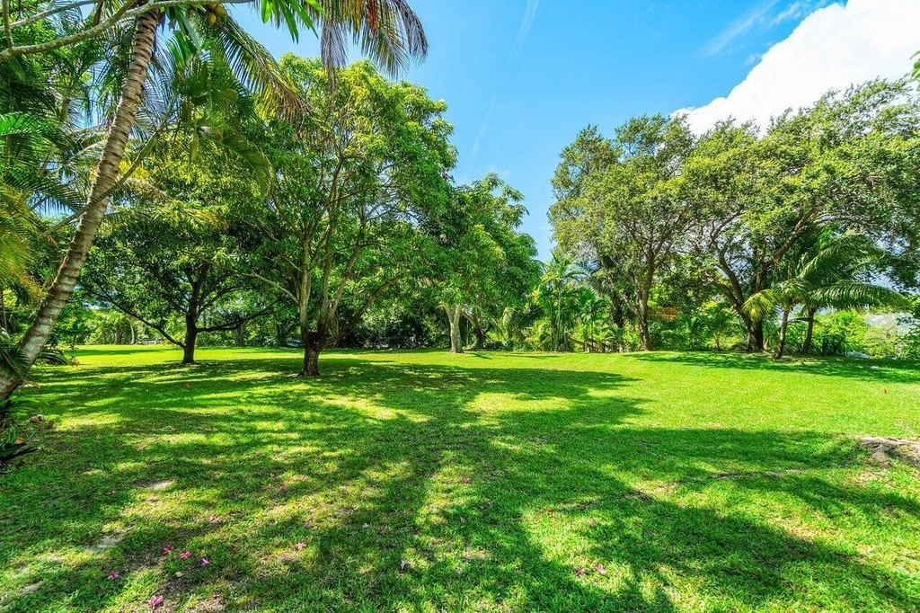 North Palm Beach, Florida, 33408, United States, 3 Bedrooms Bedrooms, ,2 BathroomsBathrooms,Residential,Forsale,1952149