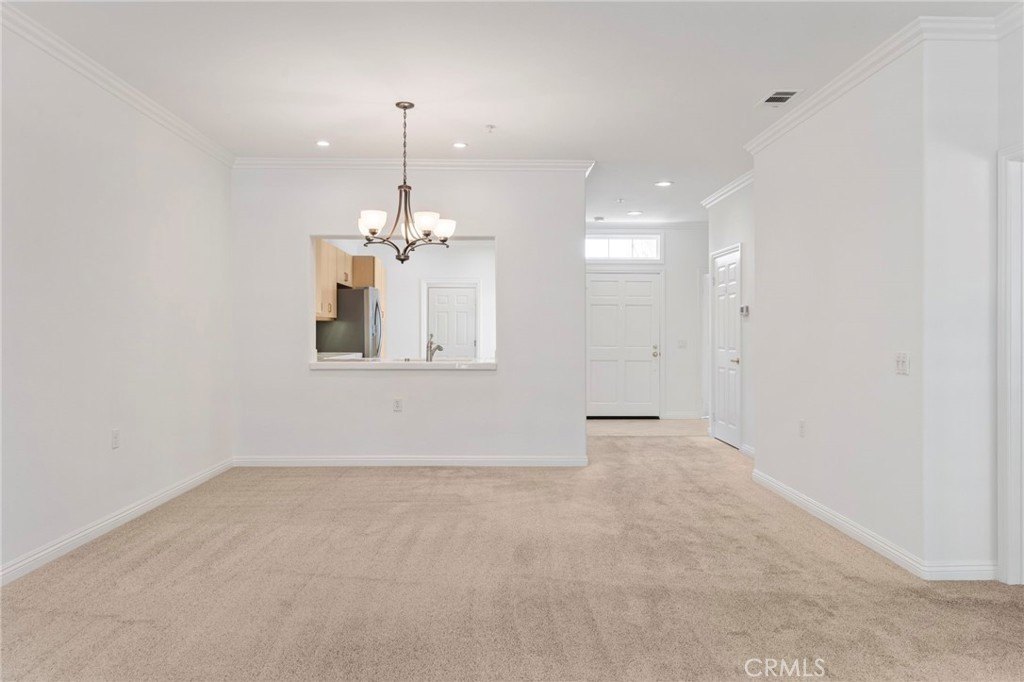 Mission Viejo, California, 92692, United States, 2 Bedrooms Bedrooms, ,2 BathroomsBathrooms,Residential,Forsale,1927544
