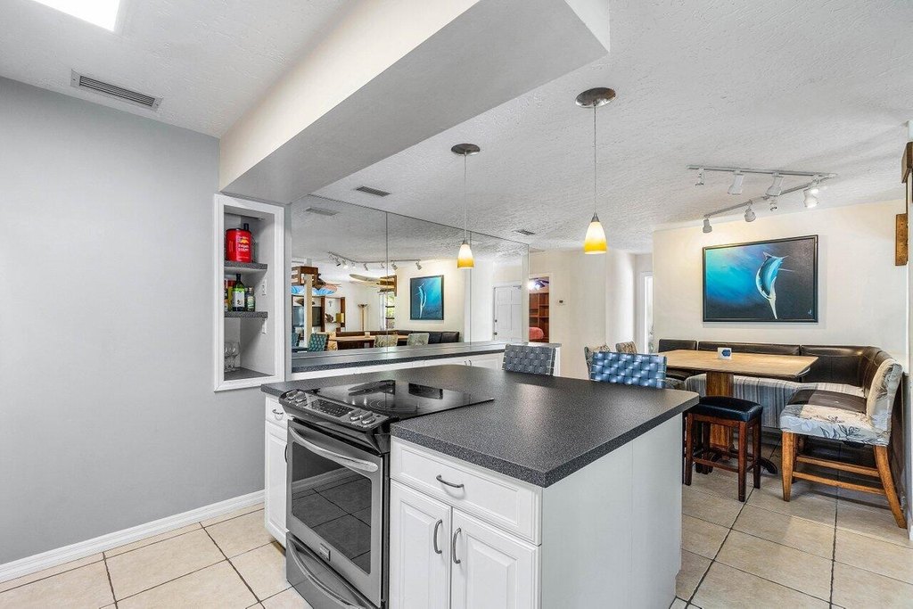 North Palm Beach, Florida, 33408, United States, 3 Bedrooms Bedrooms, ,2 BathroomsBathrooms,Residential,Forsale,1952149