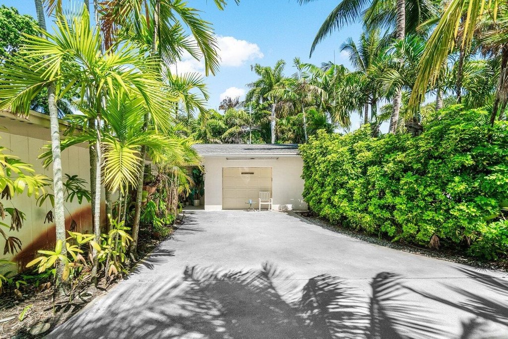 North Palm Beach, Florida, 33408, United States, 3 Bedrooms Bedrooms, ,2 BathroomsBathrooms,Residential,Forsale,1952149