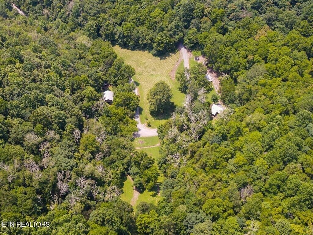 Gainesboro, Tennessee, 38562, United States, 2 Bedrooms Bedrooms, ,1 BathroomBathrooms,Residential,Forsale,1905429