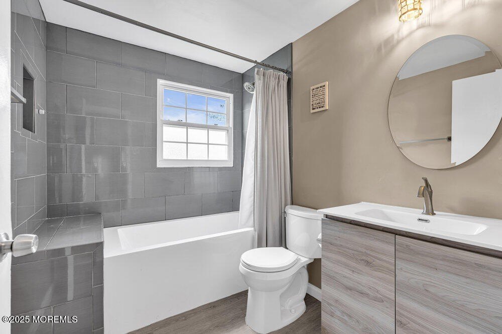 Freehold, New Jersey, 07728, United States, 4 Bedrooms Bedrooms, ,2.5 BathroomsBathrooms,Residential,Forsale,1910249