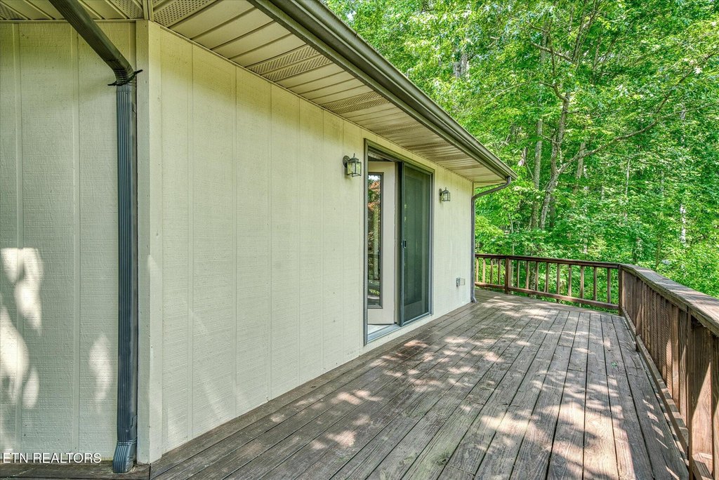 Crossville, Tennessee, 38558, United States, 2 Bedrooms Bedrooms, ,2 BathroomsBathrooms,Residential,Forsale,1907858