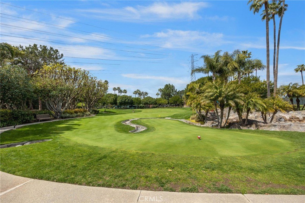 Mission Viejo, California, 92692, United States, 2 Bedrooms Bedrooms, ,2 BathroomsBathrooms,Residential,Forsale,1927544
