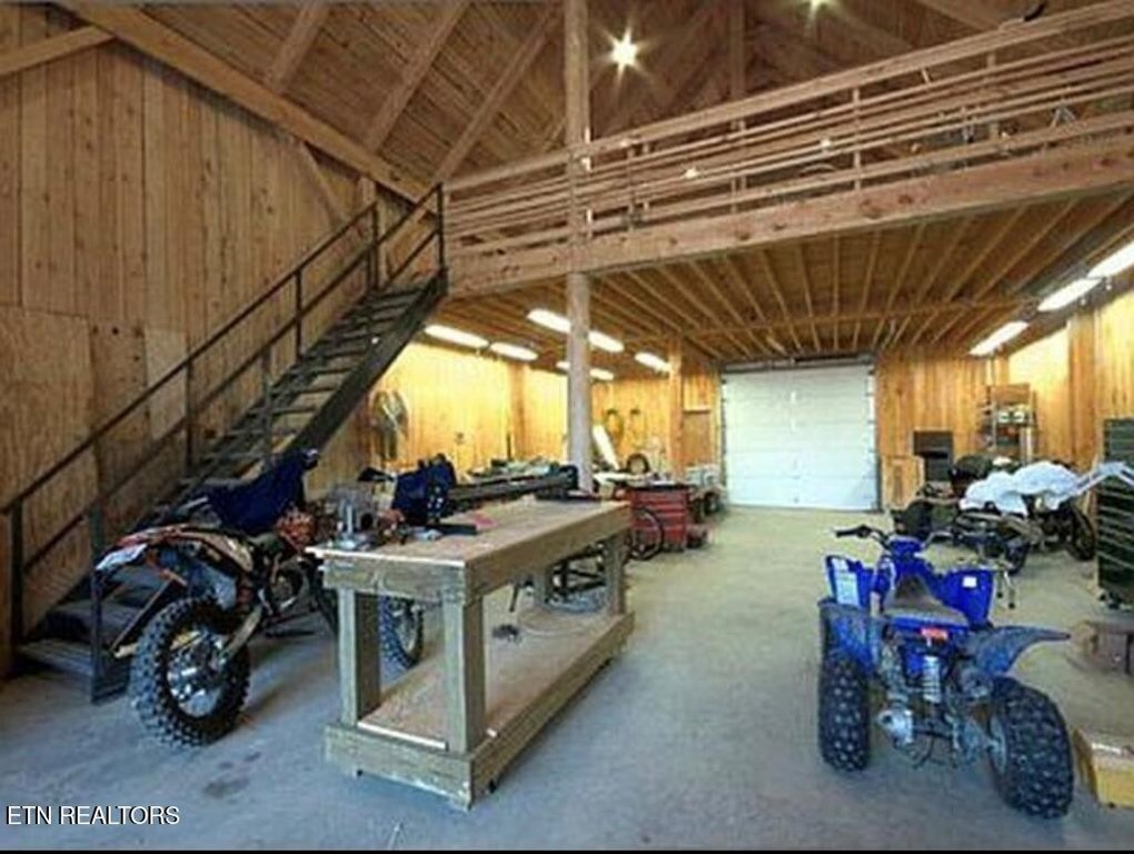 Gainesboro, Tennessee, 38562, United States, 2 Bedrooms Bedrooms, ,1 BathroomBathrooms,Residential,Forsale,1905429