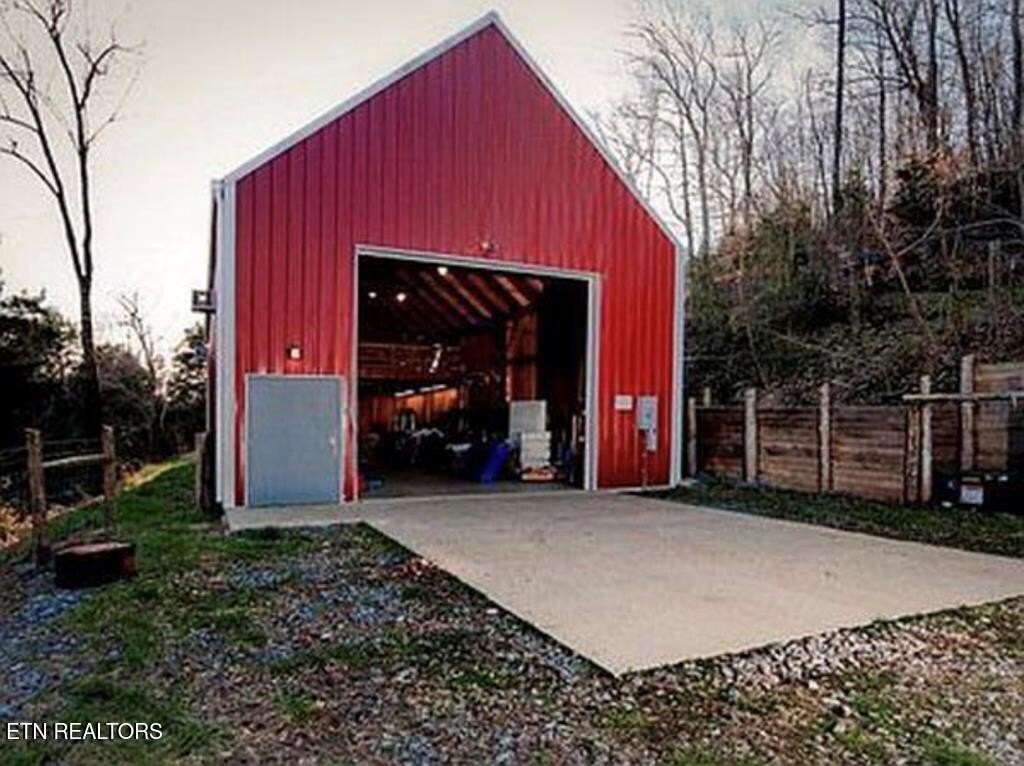 Gainesboro, Tennessee, 38562, United States, 2 Bedrooms Bedrooms, ,1 BathroomBathrooms,Residential,Forsale,1905429