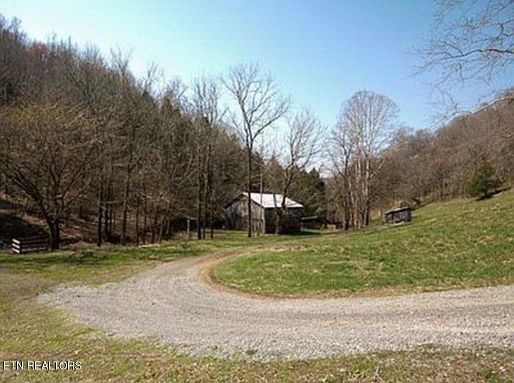 Gainesboro, Tennessee, 38562, United States, 2 Bedrooms Bedrooms, ,1 BathroomBathrooms,Residential,Forsale,1905429