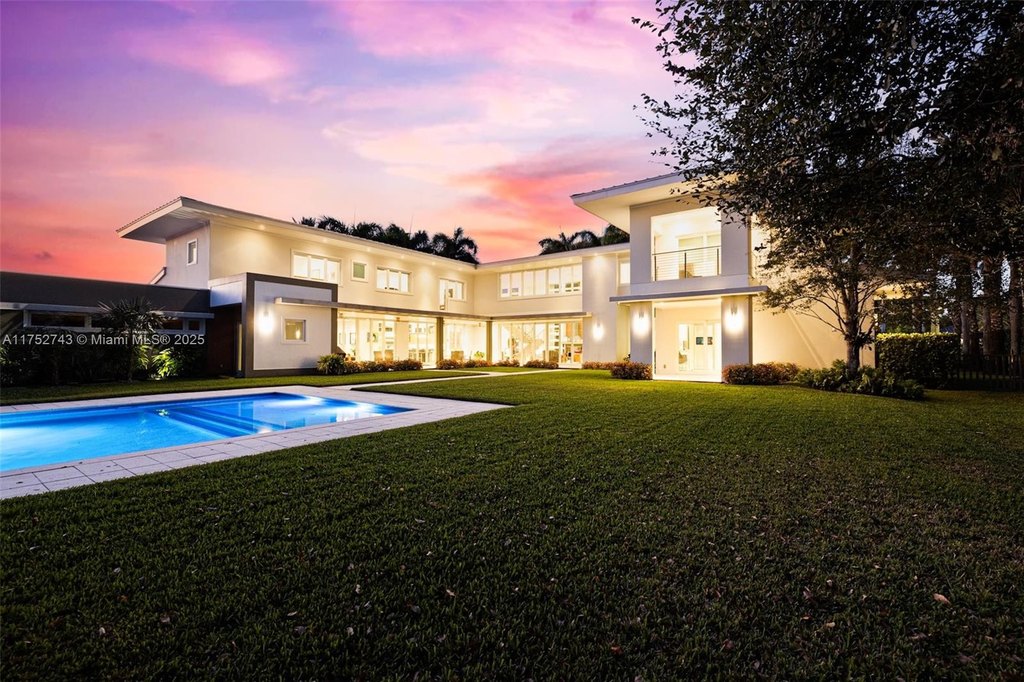 Pinecrest, Florida, 33156, United States, 6 Bedrooms Bedrooms, ,7 BathroomsBathrooms,Residential,Forsale,1946662