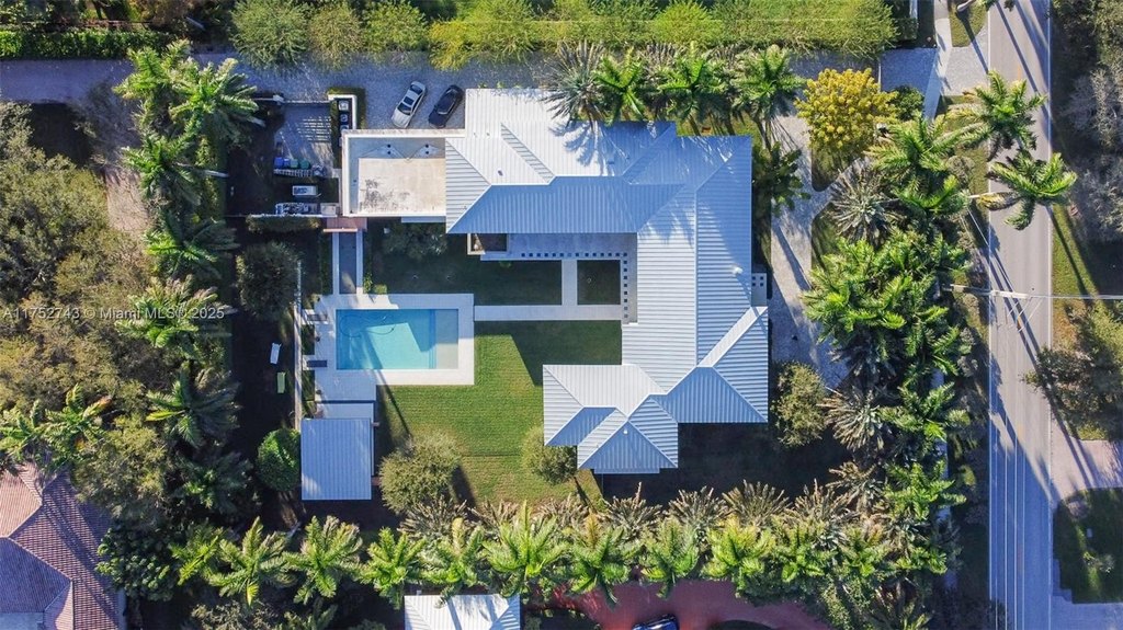 Pinecrest, Florida, 33156, United States, 6 Bedrooms Bedrooms, ,7 BathroomsBathrooms,Residential,Forsale,1946662