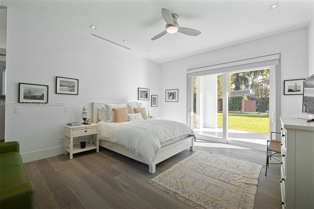 Pinecrest, Florida, 33156, United States, 6 Bedrooms Bedrooms, ,7 BathroomsBathrooms,Residential,Forsale,1946662