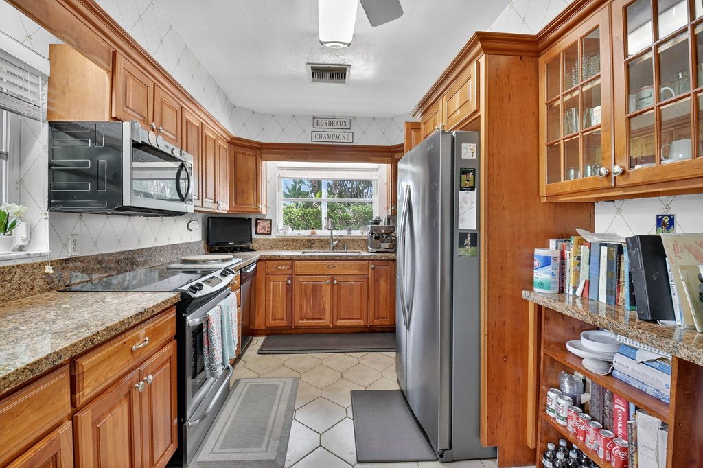 Delray Beach, Florida, 33444, United States, 4 Bedrooms Bedrooms, ,2.5 BathroomsBathrooms,Residential,Forsale,1905179