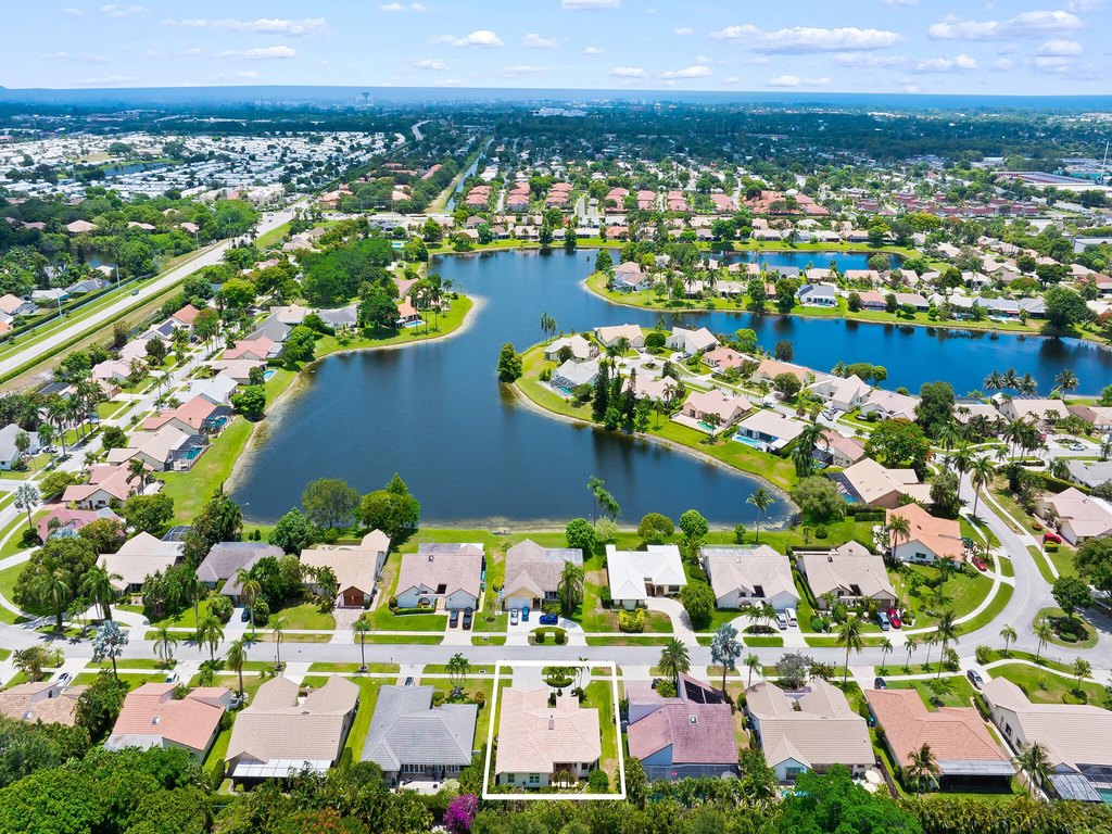 Boynton Beach, Florida, 33436, United States, 4 Bedrooms Bedrooms, ,2 BathroomsBathrooms,Residential,Forsale,1905196
