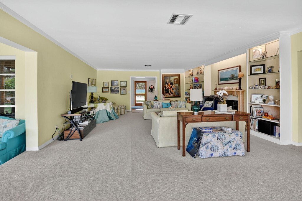Delray Beach, Florida, 33444, United States, 4 Bedrooms Bedrooms, ,2.5 BathroomsBathrooms,Residential,Forsale,1905179