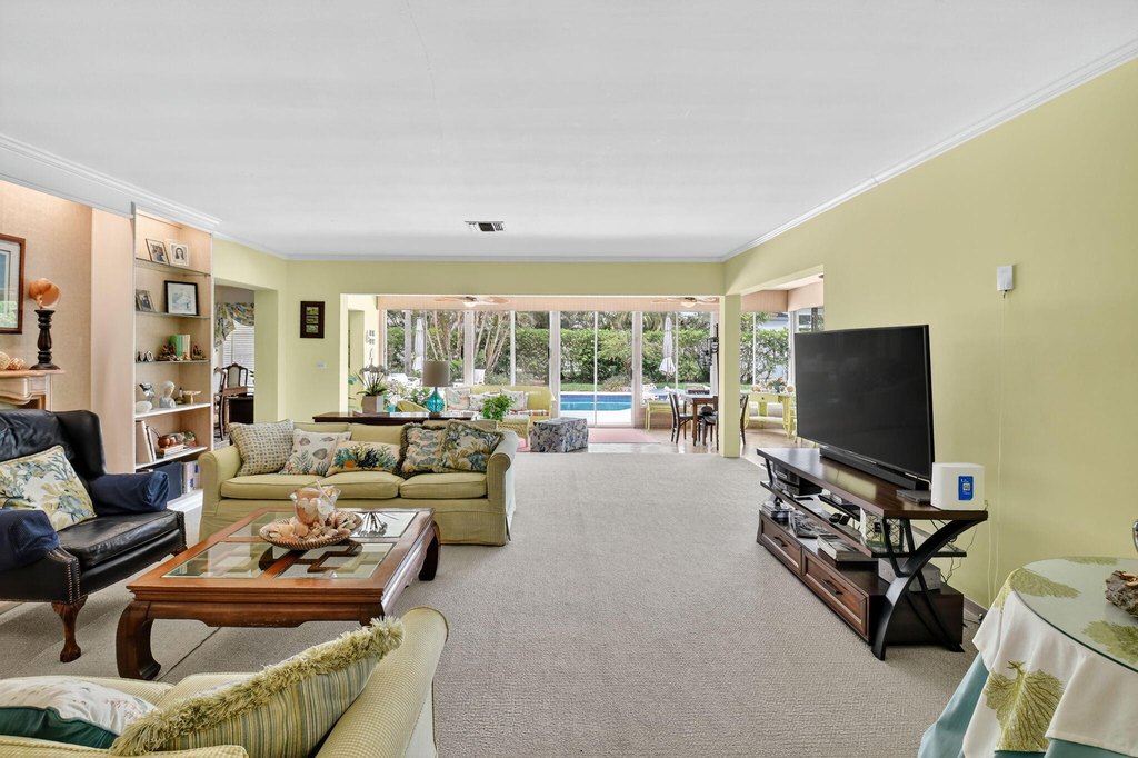 Delray Beach, Florida, 33444, United States, 4 Bedrooms Bedrooms, ,2.5 BathroomsBathrooms,Residential,Forsale,1905179