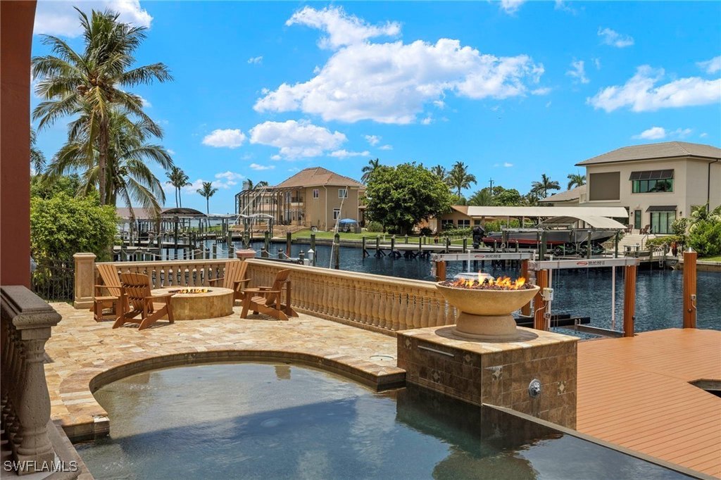 Fort Myers, Florida, 33919, United States, 4 Bedrooms Bedrooms, ,5.5 BathroomsBathrooms,Residential,Forsale,1969844