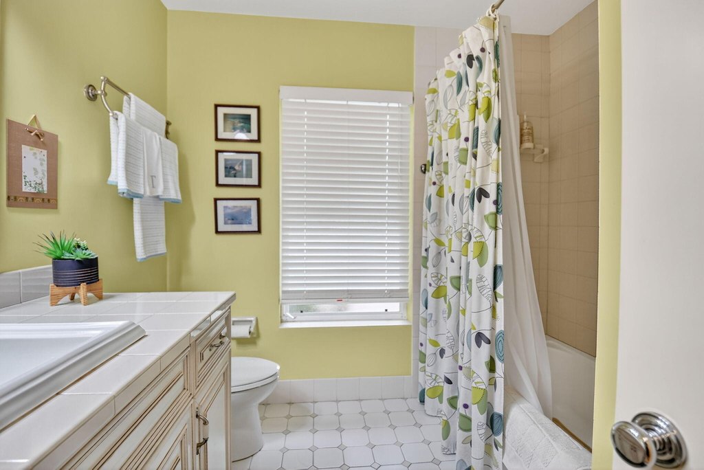 Delray Beach, Florida, 33444, United States, 4 Bedrooms Bedrooms, ,2.5 BathroomsBathrooms,Residential,Forsale,1905179