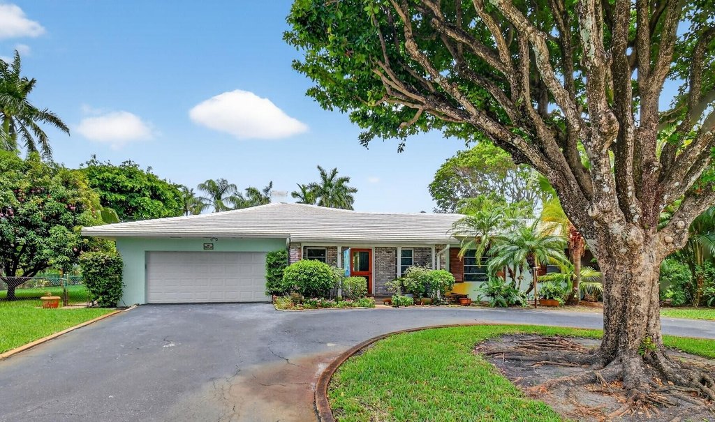 Delray Beach, Florida, 33444, United States, 4 Bedrooms Bedrooms, ,2.5 BathroomsBathrooms,Residential,Forsale,1905179