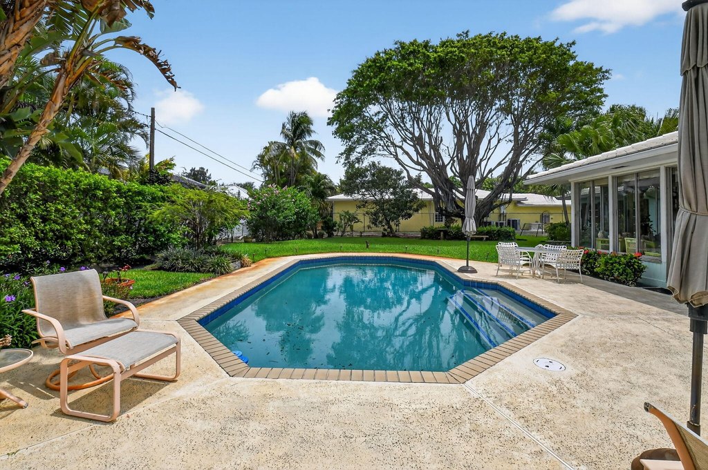 Delray Beach, Florida, 33444, United States, 4 Bedrooms Bedrooms, ,2.5 BathroomsBathrooms,Residential,Forsale,1905179