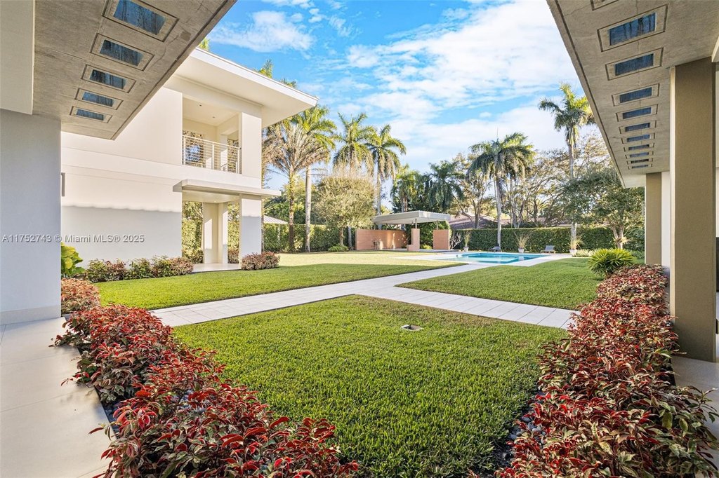 Pinecrest, Florida, 33156, United States, 6 Bedrooms Bedrooms, ,7 BathroomsBathrooms,Residential,Forsale,1946662