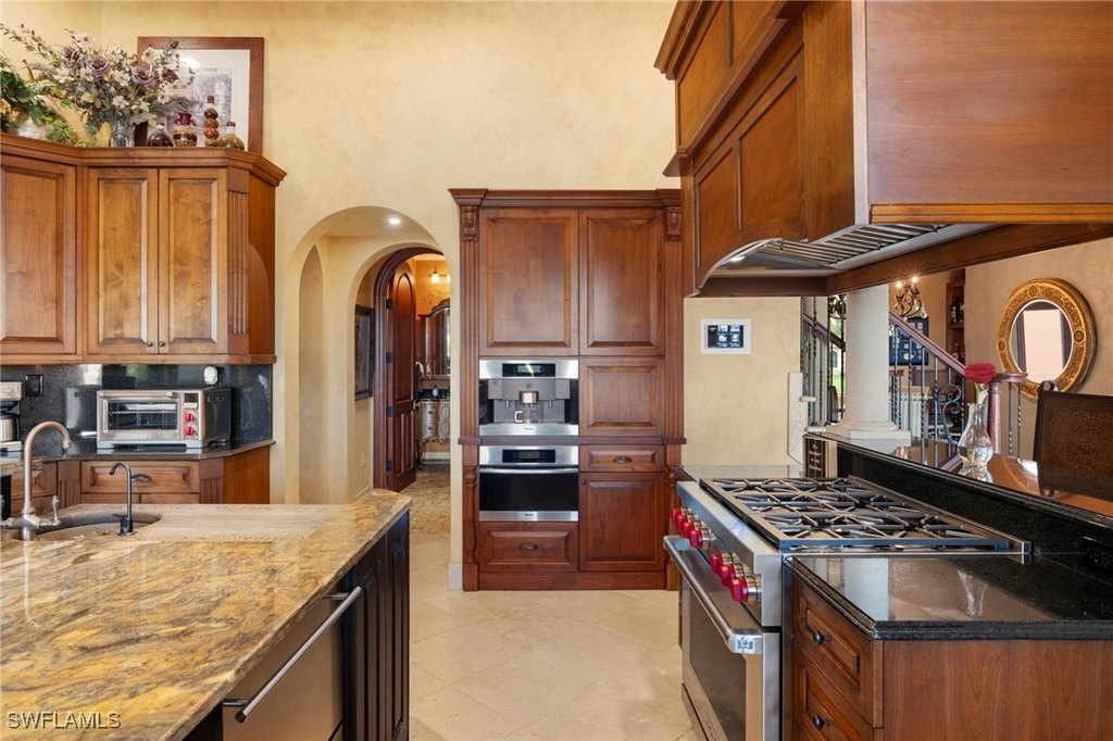 Fort Myers, Florida, 33919, United States, 4 Bedrooms Bedrooms, ,5.5 BathroomsBathrooms,Residential,Forsale,1969844