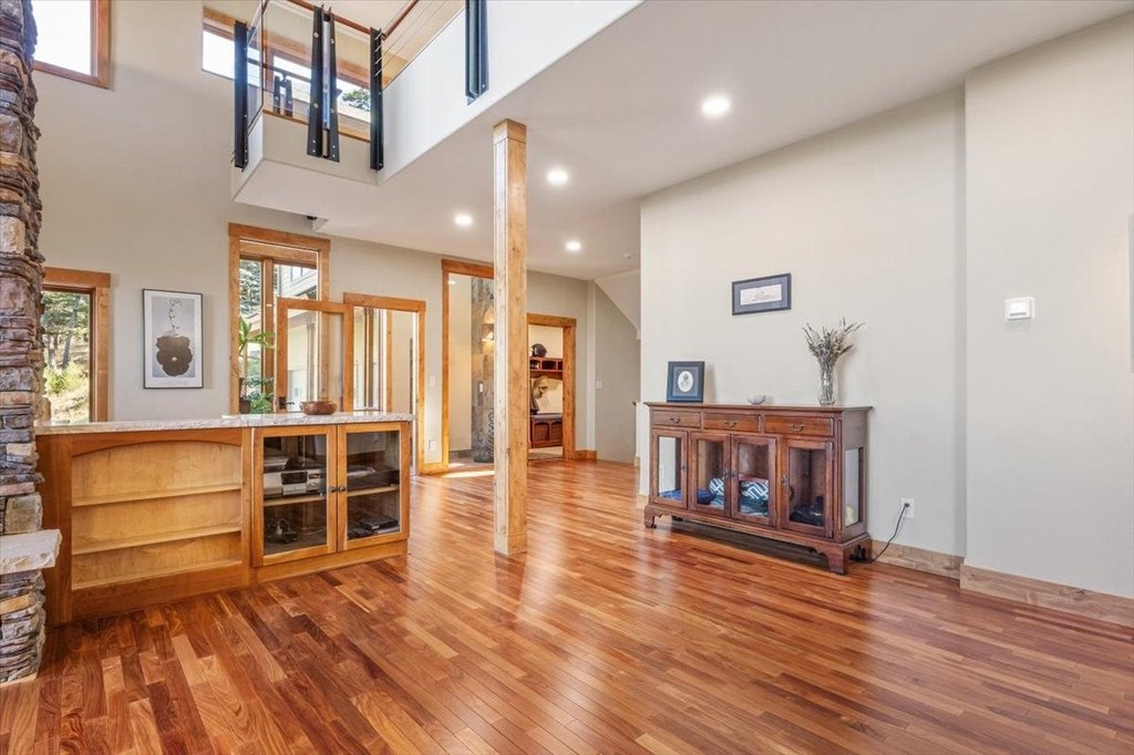 Clancy, Montana, 59634, United States, 6 Bedrooms Bedrooms, ,4.5 BathroomsBathrooms,Residential,Forsale,1944308