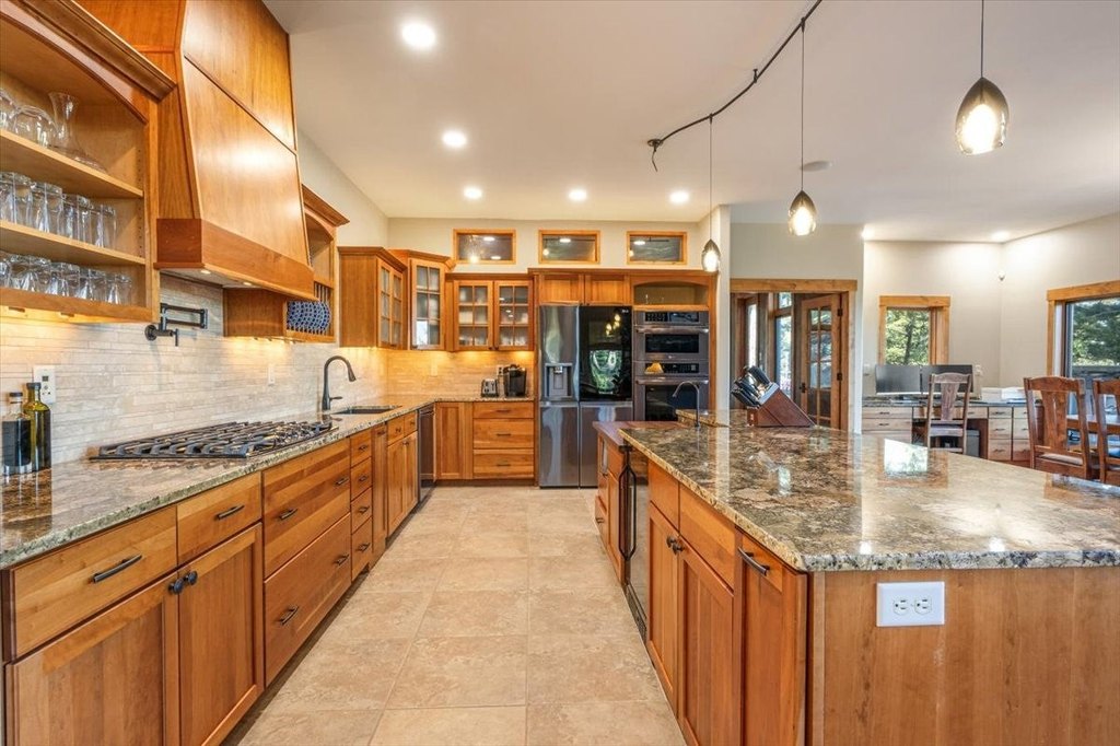 Clancy, Montana, 59634, United States, 6 Bedrooms Bedrooms, ,4.5 BathroomsBathrooms,Residential,Forsale,1944308