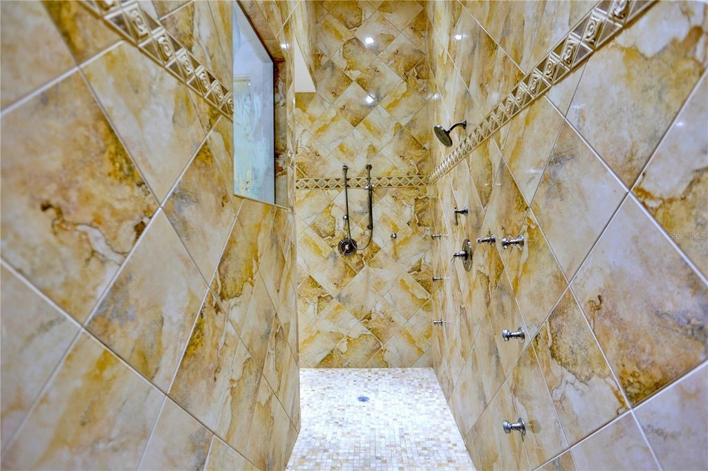 OCALA, Florida, 34482, United States, 5 Bedrooms Bedrooms, ,5.5 BathroomsBathrooms,Residential,Forsale,2009533