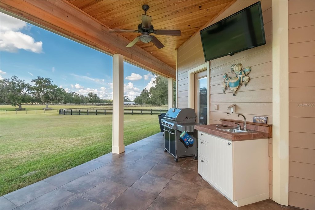 MORRISTON, Florida, 32668, United States, 4 Bedrooms Bedrooms, ,2.5 BathroomsBathrooms,Residential,Forsale,1905395