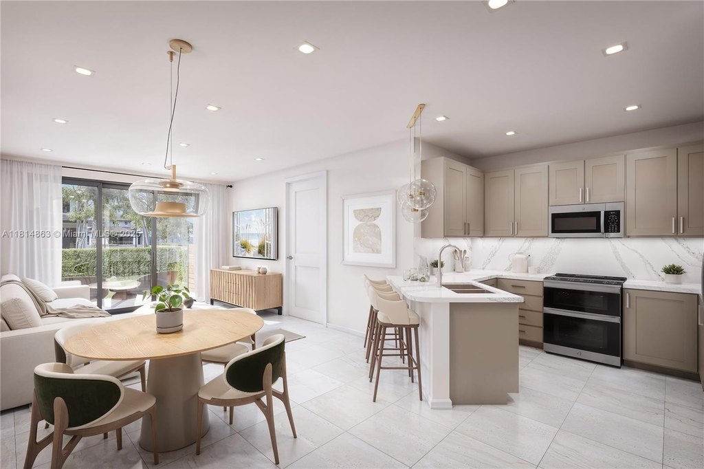 Naples, Florida, 34112, United States, 3 Bedrooms Bedrooms, ,2.5 BathroomsBathrooms,Residential,Forsale,1936205