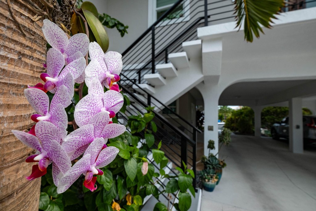 MARATHON, Florida, 33050, United States, 3 Bedrooms Bedrooms, ,2 BathroomsBathrooms,Residential,Forsale,2004363