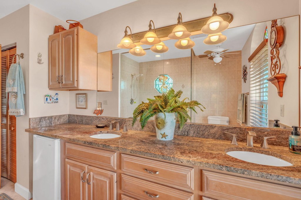 Little Torch, Florida, 33042, United States, 3 Bedrooms Bedrooms, ,2 BathroomsBathrooms,Residential,Forsale,2004101