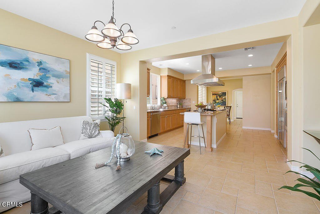 Oxnard, California, 93035, United States, 4 Bedrooms Bedrooms, ,3.5 BathroomsBathrooms,Residential,Forsale,1883891
