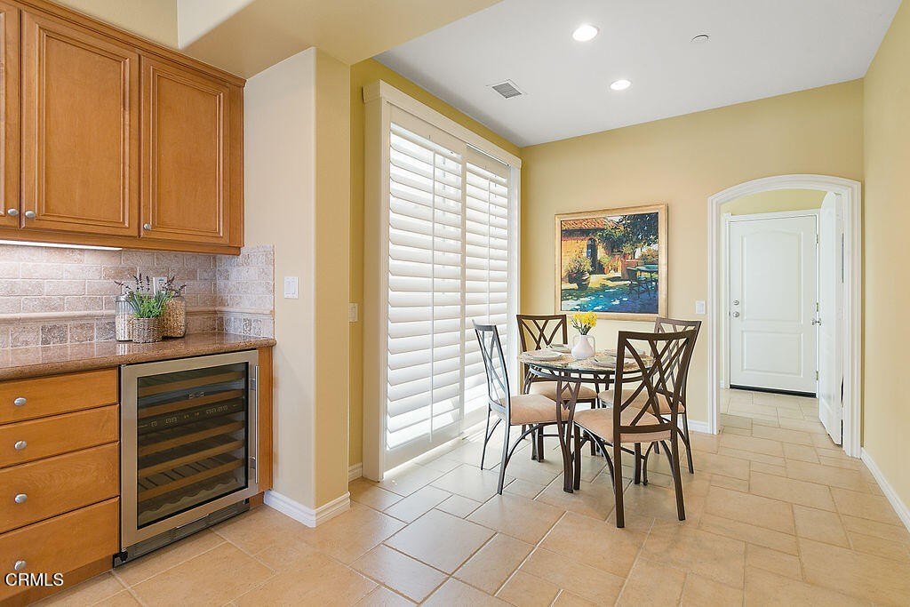 Oxnard, California, 93035, United States, 4 Bedrooms Bedrooms, ,3.5 BathroomsBathrooms,Residential,Forsale,1883891