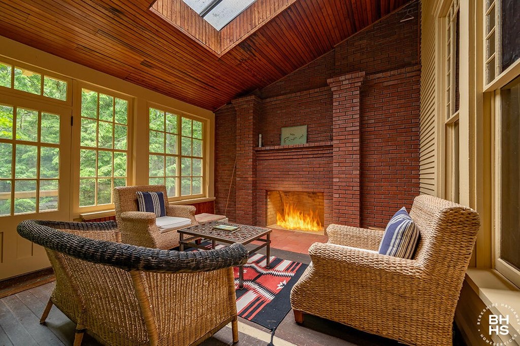 Saranac Lake, New York, 12983, United States, 6 Bedrooms Bedrooms, ,5.5 BathroomsBathrooms,Residential,Forsale,1953155