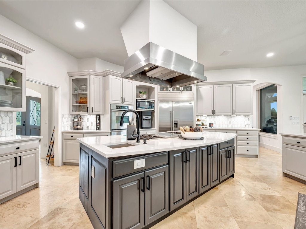 Friendswood, Texas, 77546, United States, 4 Bedrooms Bedrooms, ,5 BathroomsBathrooms,Residential,Forsale,1889150