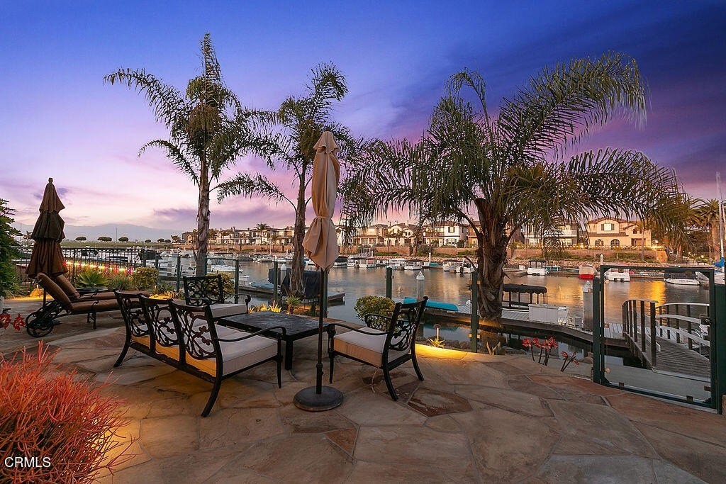 Oxnard, California, 93035, United States, 4 Bedrooms Bedrooms, ,3.5 BathroomsBathrooms,Residential,Forsale,1883891