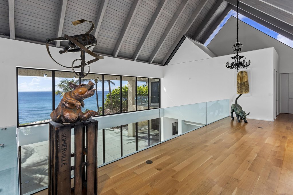 Manalapan, Florida, 33462, United States, 6 Bedrooms Bedrooms, ,5.5 BathroomsBathrooms,Residential,Forsale,1952515