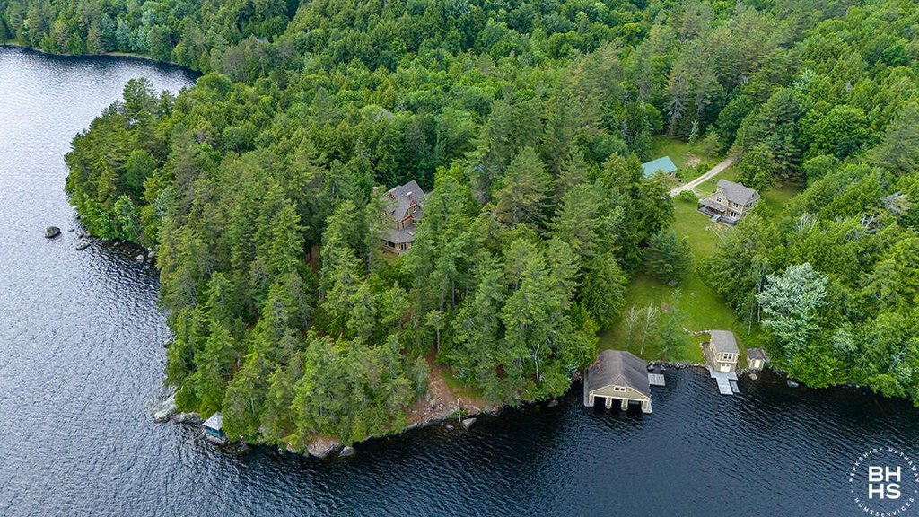 Saranac Lake, New York, 12983, United States, 6 Bedrooms Bedrooms, ,5.5 BathroomsBathrooms,Residential,Forsale,1953155