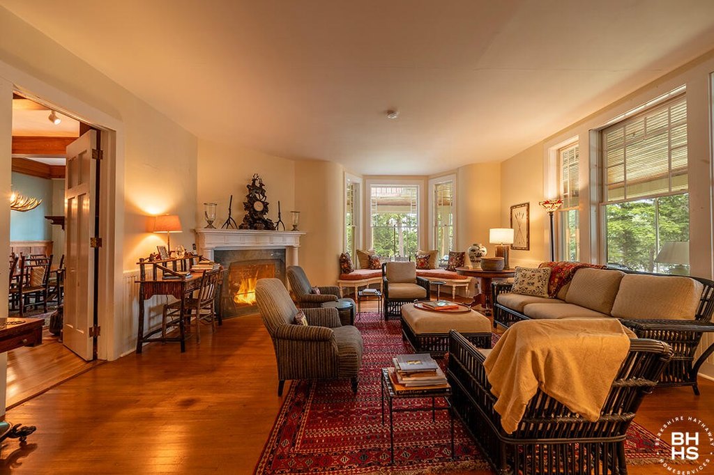Saranac Lake, New York, 12983, United States, 6 Bedrooms Bedrooms, ,5.5 BathroomsBathrooms,Residential,Forsale,1953155