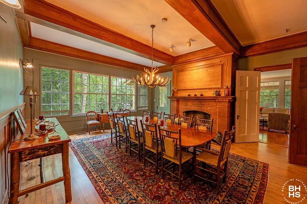 Saranac Lake, New York, 12983, United States, 6 Bedrooms Bedrooms, ,5.5 BathroomsBathrooms,Residential,Forsale,1953155