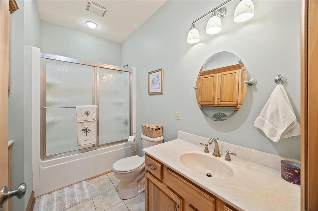 Hilham, Tennessee, 38568, United States, 4 Bedrooms Bedrooms, ,3 BathroomsBathrooms,Residential,Forsale,1929824