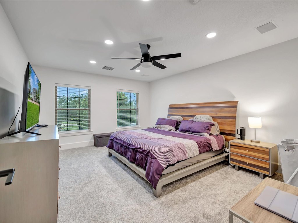 Friendswood, Texas, 77546, United States, 4 Bedrooms Bedrooms, ,5 BathroomsBathrooms,Residential,Forsale,1889150