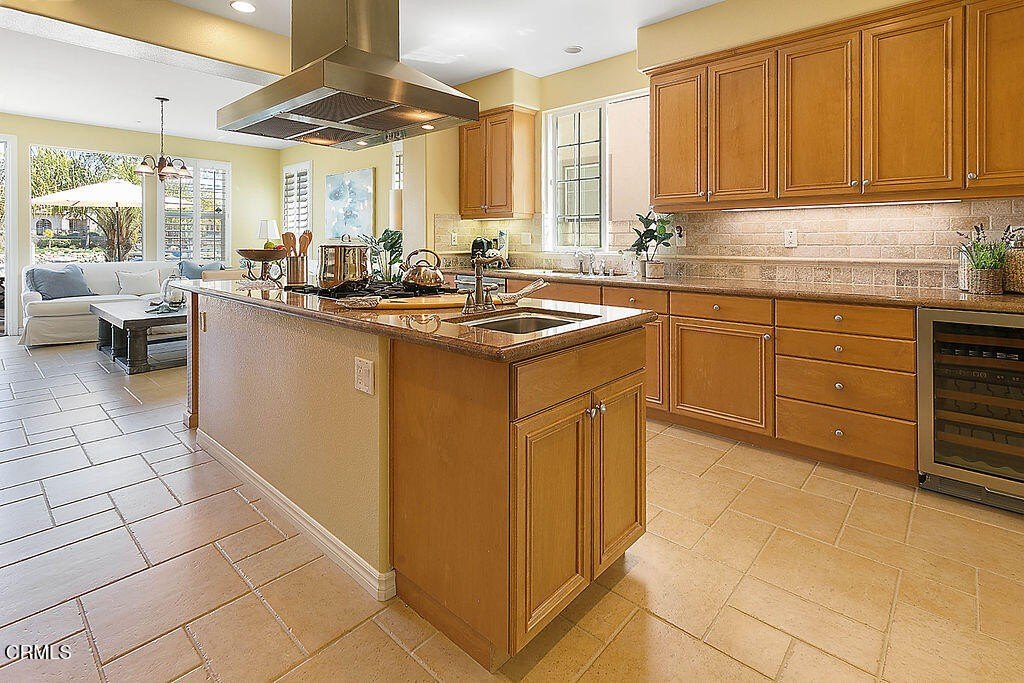 Oxnard, California, 93035, United States, 4 Bedrooms Bedrooms, ,3.5 BathroomsBathrooms,Residential,Forsale,1883891