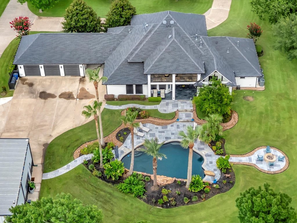 Friendswood, Texas, 77546, United States, 4 Bedrooms Bedrooms, ,5 BathroomsBathrooms,Residential,Forsale,1889150