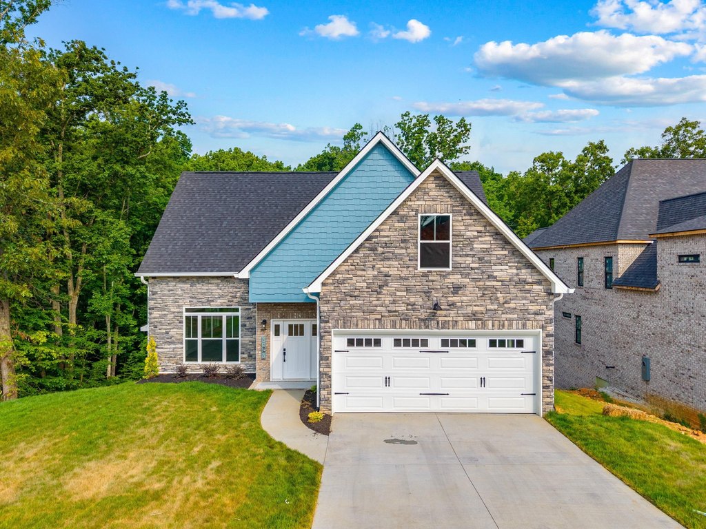 Morristown, Tennessee, 37814, United States, 4 Bedrooms Bedrooms, ,2.5 BathroomsBathrooms,Residential,Forsale,1894824