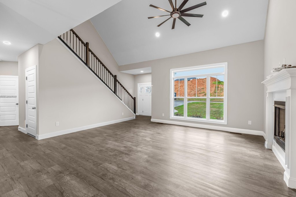 Morristown, Tennessee, 37814, United States, 4 Bedrooms Bedrooms, ,2.5 BathroomsBathrooms,Residential,Forsale,1894824
